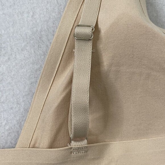 Livona Intimate Sports Bra size Large Removable Pads Seamless Fleshtone - Picture 4 of 7